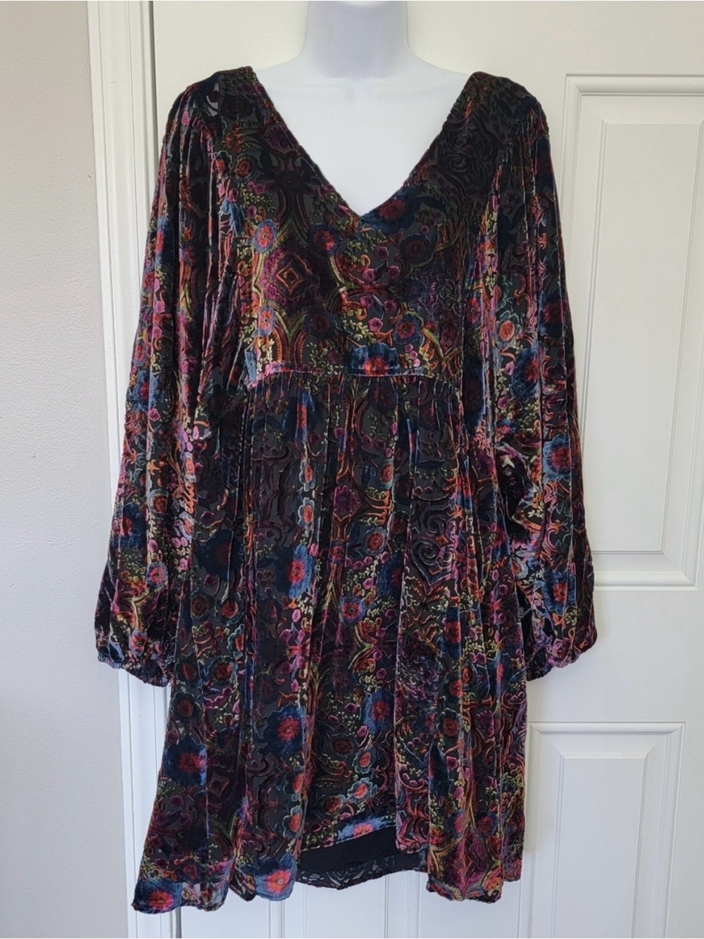 Anthropologie Mona Burnout Velvet Floral Mini Dress Long Billowy Sleeves Size XL - Picture 4 of 10